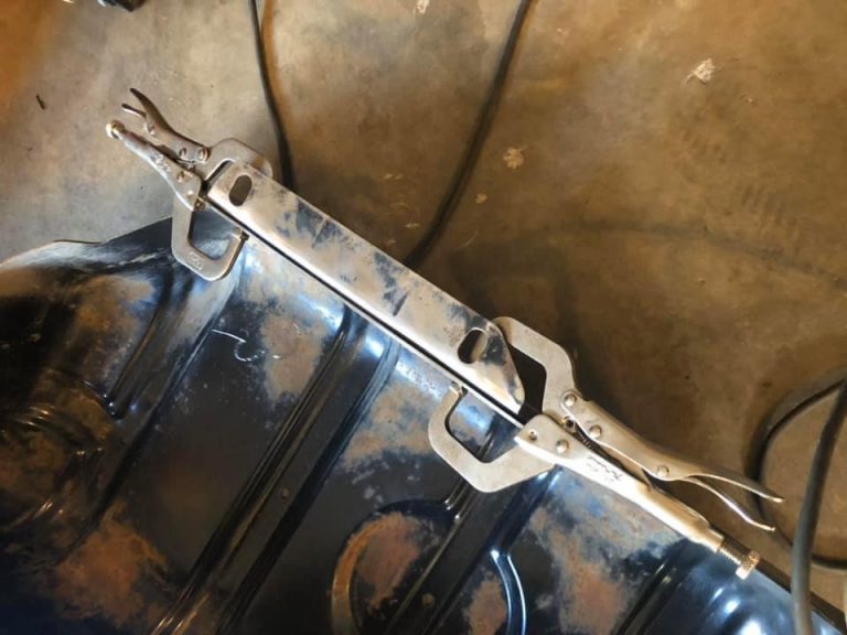 How To JK/JKU Fuel Tank Relocation / TJ Fuel Tank Swap It's a Jeep World